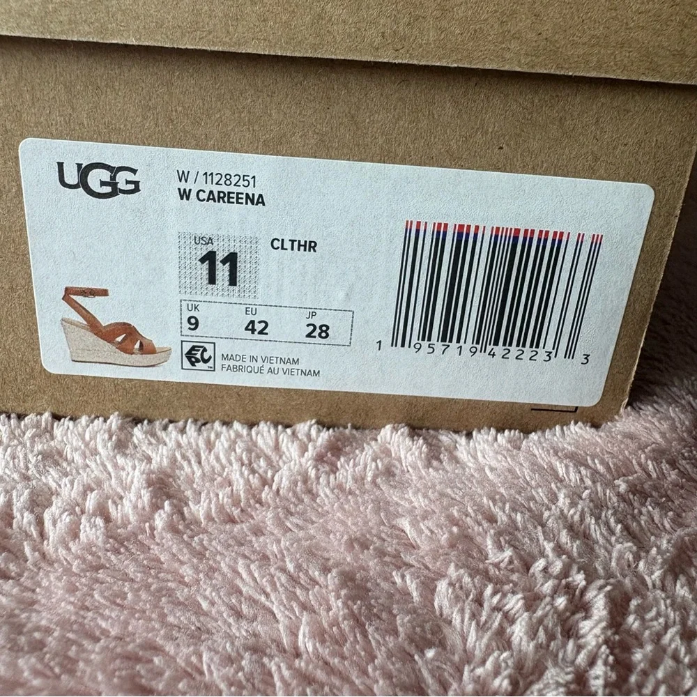 UGG® Women's 11 M Careena Heeled Sandals in Chestnut Leather - Picture 10 of 10